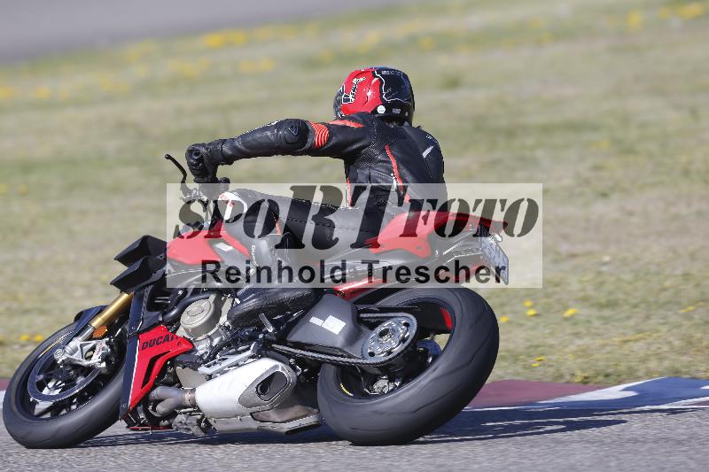 /06 08.04.2026 Cornu Master School ADR/Gruppe blau/40